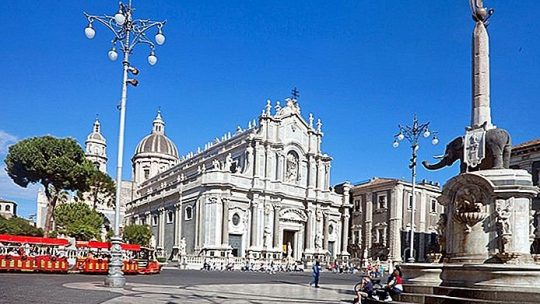 15 Wisata Terbaik di Catania