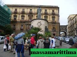 Tempat & Atraksi yang Harus Dilihat di Catania, Italia