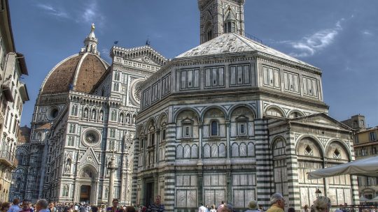 Travel Guide Italia : 20 Lokasi Eksotis untuk Dikunjungi