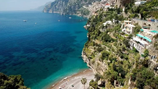 Pantai Terbaik Di Italia